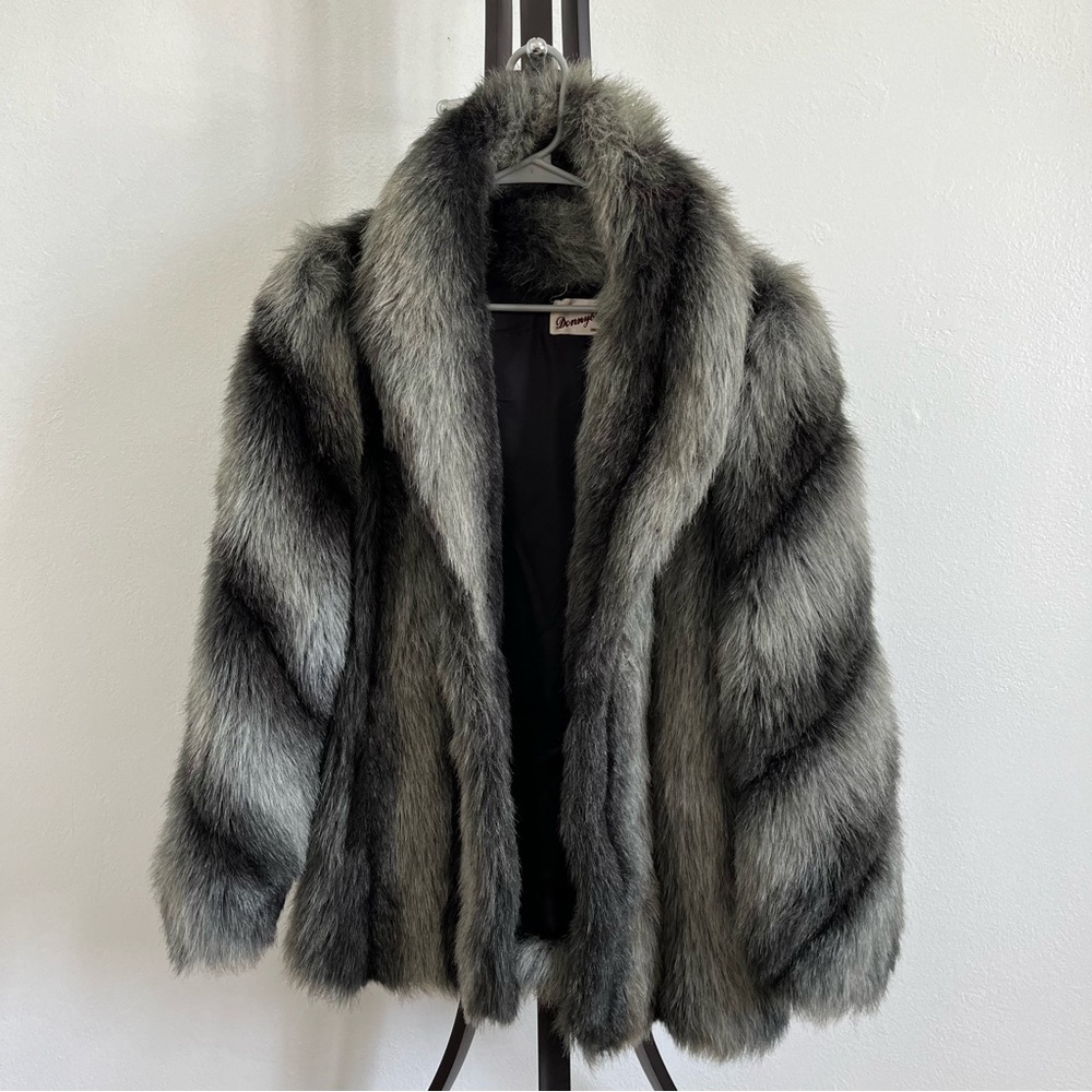 Vintage Donnybrook Gray/Black Faux Fox Fur Oversized Coat Union-Made USA 13